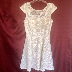 Bailey Blue White Dress Size Medium
